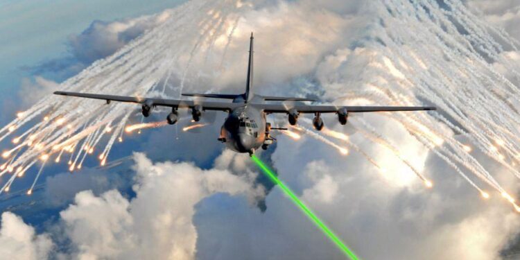 Мобільні телефони та авіація: як сигнали впливають на безпеку під час посадки — ТЕХНОЛОГИИ