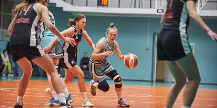 Франківськ-Прикарпаття здолав Вінницю на старті жіночої Суперліги: фотогалерея – Федерація баскетболу України