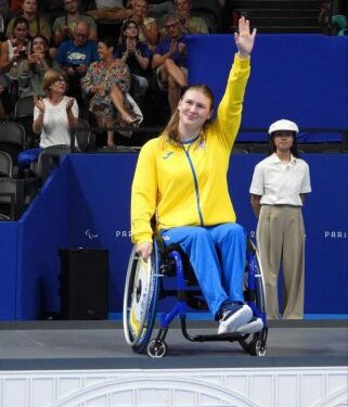 Миколаївська спортсменка Анна Гонтар отримала звання «Заслужений майстер спорту України» з параплавання » Миколаївський Оглядач