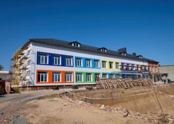 На Черкащині відновлюють навчальний заклад, який постраждав від ворожих обстрілів