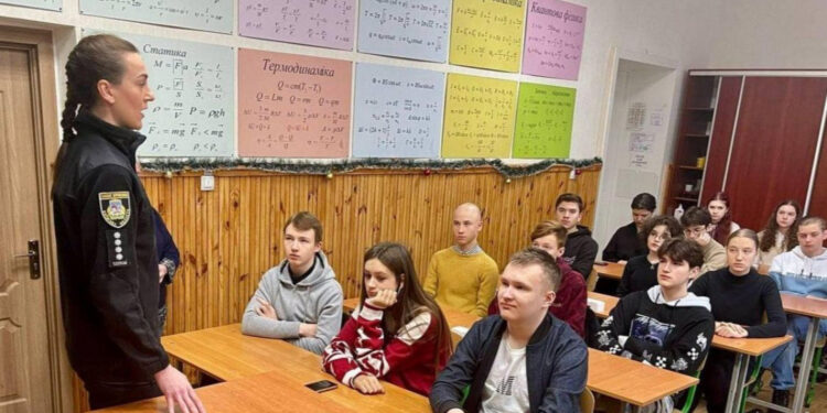 На Житомирщині відкрито 20 вакансій офіцерів Служби освітньої безпеки | Журнал Житомира