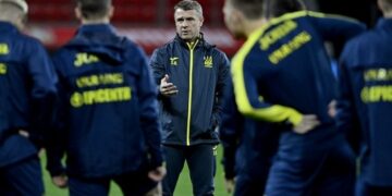 Сабо защитил наставника сборной Украины Реброва, призвав не критиковать его