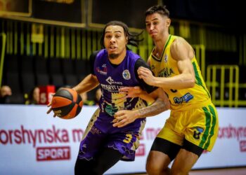 Старий Луцьк виграв у Прикарпаття-Говерли та здобув першу перемогу у Суперлізі – Федерація баскетболу України