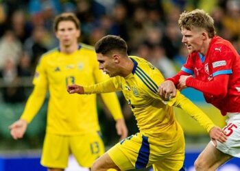 Судаков прояснил ситуацию с конфликтом между Мудриком и Шапаренко в сборной Украины