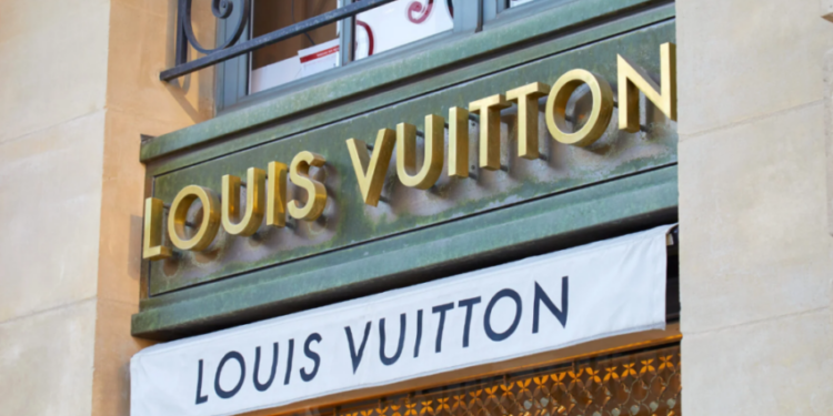 У центрі Парижа пограбовано магазин Louis Vuitton – Экономика