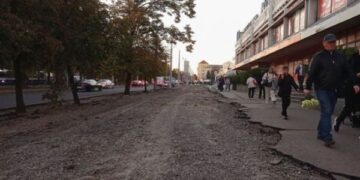 У Черкасах навпроти «Кооператора» облаштовують кишеню для зупинки громадського транспорту — Новости Черкасс