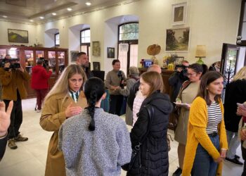 У Рівному вирішують долю квартири Косміаді, яка вартує більше 3 мільйонів гривень