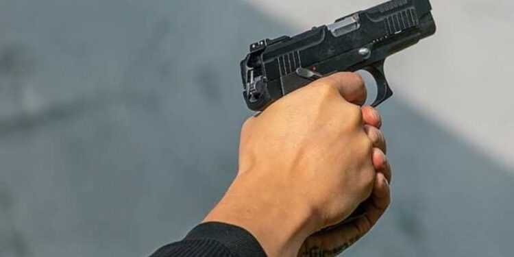 У Шепетівці суд покарав військовослужбовця за два постріли в повітря —Хмельнитчина