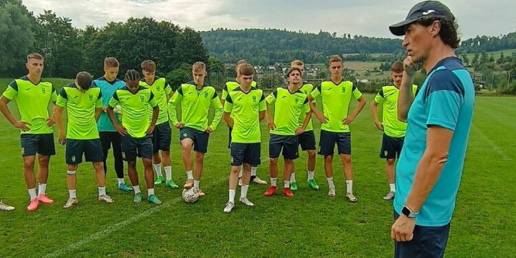 У складі збірної України U-19 на турнір в Іспанію поїхали футболісти семи клубів УПЛ