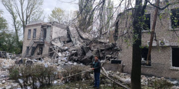 У Запоріжжі екоінспектори обстежили місце ворожого обстрілу – деталі | Новости Запорожья