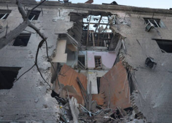 У Запоріжжі розпочнуть відбудову багатоповерхівки на вулиці Олександрівська, 67 – її зруйнували російські КАБи 29 вересня | Новости Запорожья