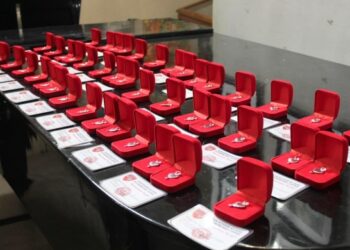 В Умані дітям загиблих військовослужбовців вручили пам’ятні обереги