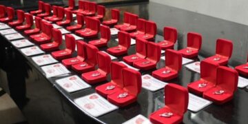 В Умані дітям загиблих військовослужбовців вручили пам’ятні обереги