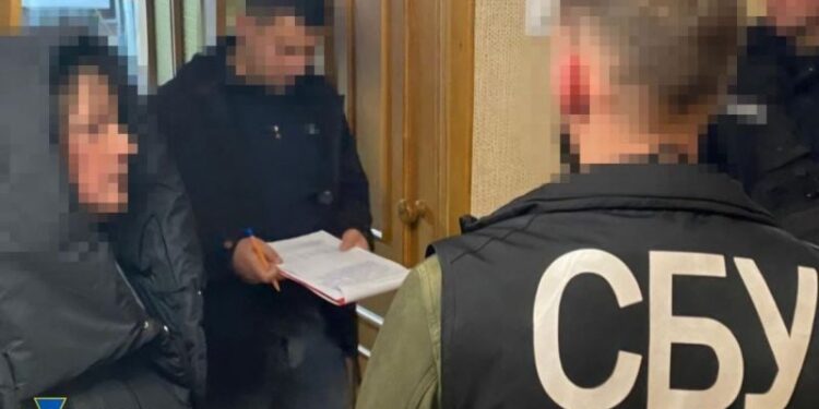 Викрито 14 адміністраторів і дописувачів телеграм-каналів, які публікували місця перебування представників ТЦК —Хмельнитчина