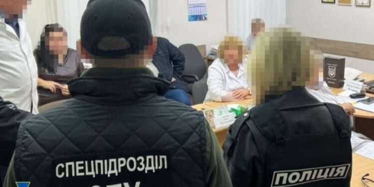 Вилучили майже 8 млн грн: на Хмельниччині медики допомагали незаконно отримати інвалідність —Хмельнитчина