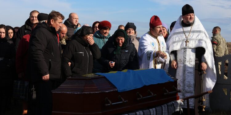 Владислав Максименко загинув: прощання з 27-річним воїном