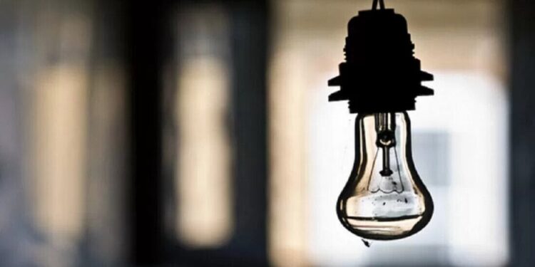 Енергетики заживили абонентів Запоріжжя, які були без світла через обстріли | Новини Запоріжжя