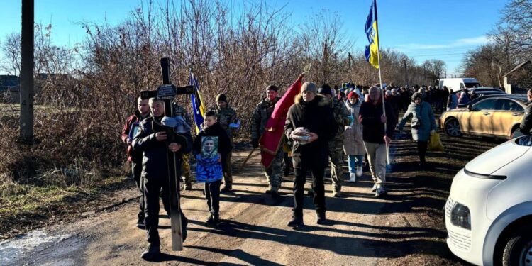 Загинув на Харківщині. У Тишківці поховали військового Олександра Набоку
