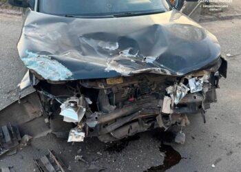 Зранку на вулиці Героїв-рятувальників у Кропивницькому сталася ДТП. Подробиці від поліції – ФОТО