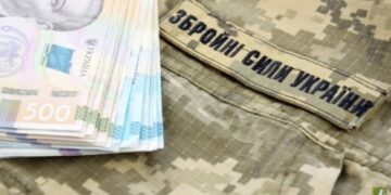 Двом військовим із Канівщини виплатять одноразову грошову