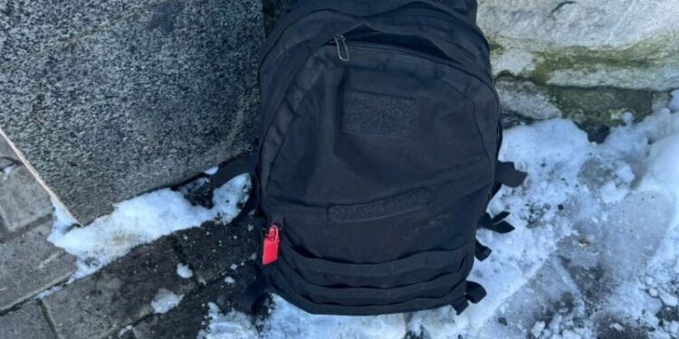 Двоє зловмисників побили та пограбували військовослужбовця з Хмельниччини —Хмельнитчина