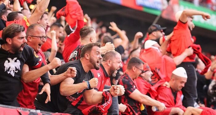 Фанаты сборной Албании оскорбляли Украину перед заключительным матчем Лиги наций