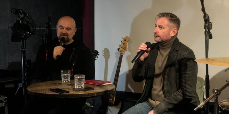 “Культура в час війни”: в Івано-Франківську відбулася зустріч з Сергієм Жаданом (ФОТО)