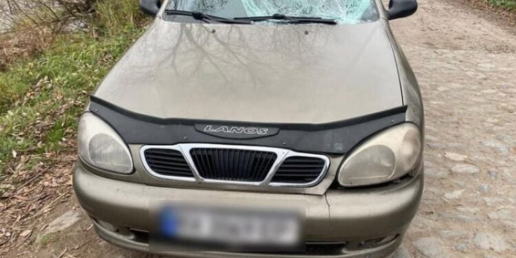 На Шепетівщині водій «Daewoo Lanos» скоїв наїзд на підлітка —Хмельнитчина
