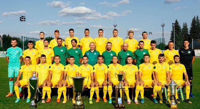 Офіційно: Клуб Другої ліги завершив співпрацю із сімома гравцями команди