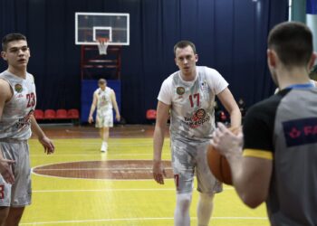 Перша ліга: Ужгород вийшов в одноосібні лідери Західної групи, БІПА-2 залишилась непереможною – Федерація баскетболу України