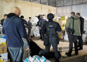Привласнювали та продавали гуманітарну допомогу – у Миколаєві поліцейські затримали місцевих волонтерів і підприємця » Миколаївський Оглядач