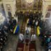 Прощання у Свято-Успенському соборі: на щиті троє воїнів