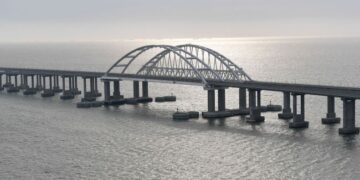 Росія перекидає ППО із Євпаторії для захисту Кримського моста, – “АТЕШ” – Экономика