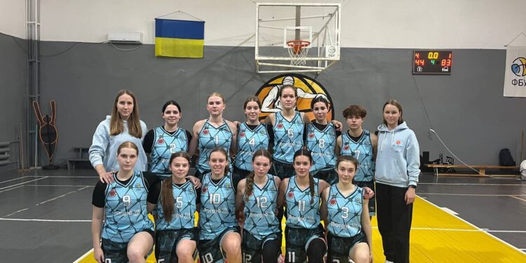 Тренерка Кам’янець-Подільської ДЮСШ №1 Єлізавета Гордєєва: Потрібно грати в красивий баскетбол та отримувати задоволення – Федерація баскетболу України