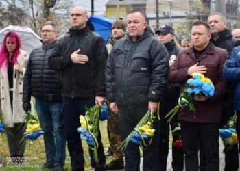 У Миколаєві вшанували памʼять загиблих учасників Революції Гідності » Миколаївський Оглядач