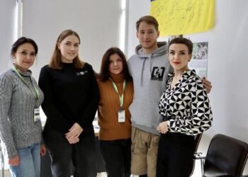 У Рівненський ЦНАП завітав головний «Холостяк» країни (ФОТО)