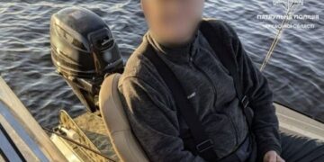 У селі на Черкащині чоловік напідпитку керував судном