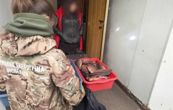 У Золотоноші на ринку оштрафували продавця риби