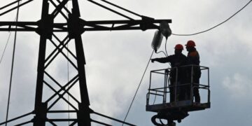 Відключення світла 26 листопада: графік для Полтавщини