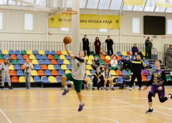 ВЮБЛ серед юнаків 2008 року: одеська СДЮСШОР ім. Літвака Б.Д. впевнено виграла групу в Тернополі – Федерація баскетболу України