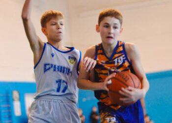 ВЮБЛ серед юнаків 2012 року: дніпровська СДЮСШОР-5 впевнено виграла тур у Полтаві – Федерація баскетболу України