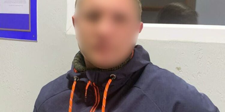 За знущання над своєю матір’ю славутчанину загрожує до 2 років за ґратами —Хмельнитчина