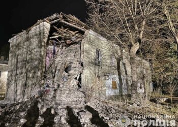 Загинув чоловік, поранені люди, зруйновані будівлі – які наслідки ворожих ударів по Запоріжжю авіабомбами 11 листопада | Новости Запорожья