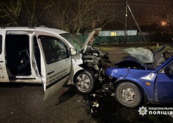 Автотроща у Смілі: постраждали троє людей (ФОТО)