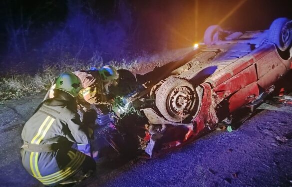 Біля Звенигородки перекинулося авто: водій отримав травми