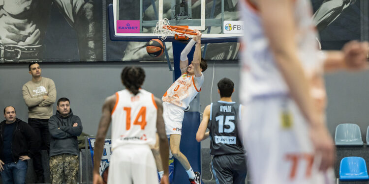 Данки та аллейупи — в топ-10 моментів першого етапу Кубка України Favbet – Федерація баскетболу України