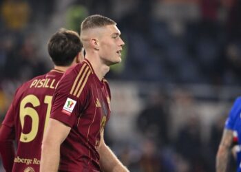 Довбик дублем помог «Роме» выиграть у «Сампдории» и выйти в ¼ итальянского Кубка