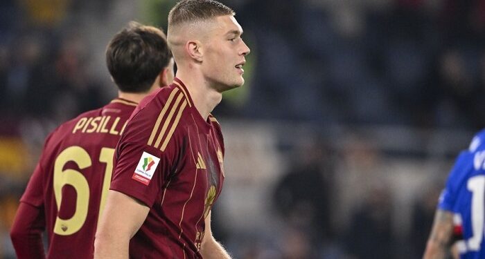 Довбик дублем помог «Роме» выиграть у «Сампдории» и выйти в ¼ итальянского Кубка