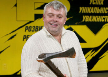 Гравці та тренери Руху-2 кілька місяців не отримують зарплату