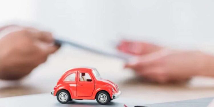 Як перереєструвати авто за договором дарування: покрокова інструкція | |